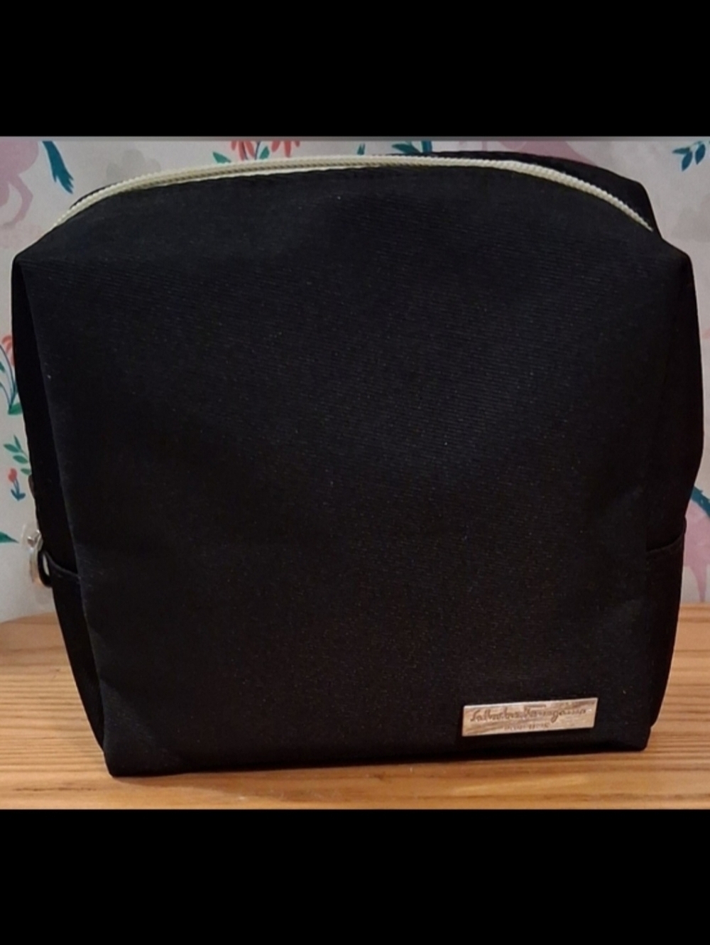 NWOT Salvatore Ferragamo & Air Italia Black Canvas Cosmetic Beauty Travel Bag